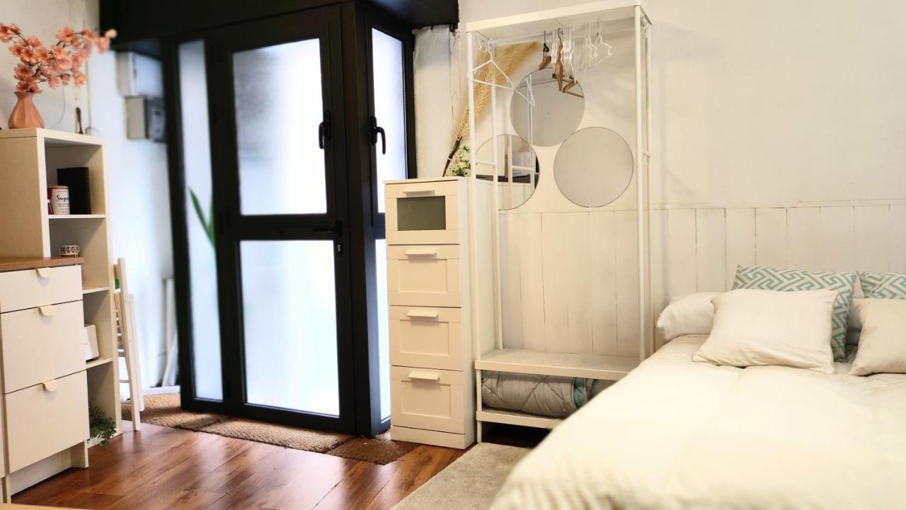 estudio monoambiente Parque Güell Apartamento Barcelona Exterior foto